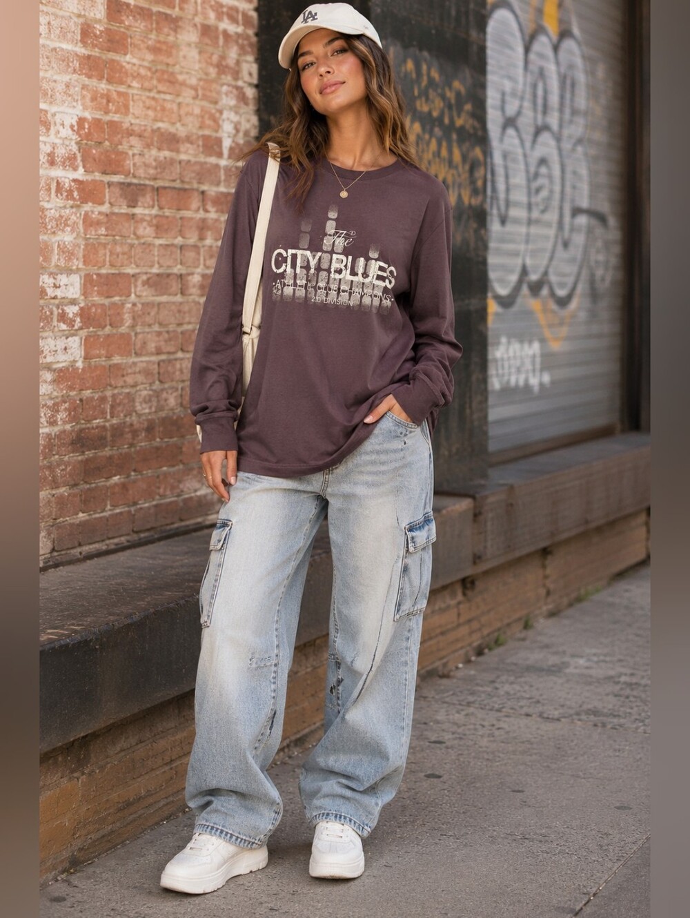 City Blues Graphic Long Sleeve Tee Brown Cotton Blend Side Slit Top M Streetwear